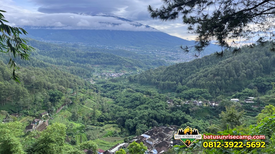 Tentang Batu Sunrise Camp