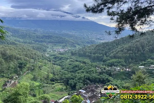 Tentang Batu Sunrise Camp