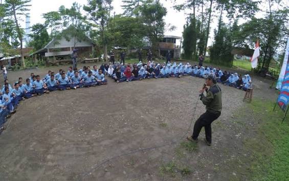 Tips Membuat Proposal Outbound yang Meyakinkan Atasan